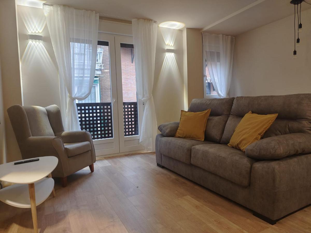 Apartamentos Picasso Alcalá de Henares Exterior foto