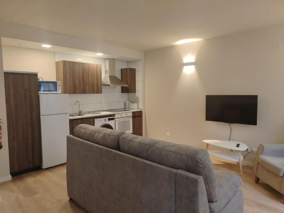 Apartamentos Picasso Alcalá de Henares Exterior foto