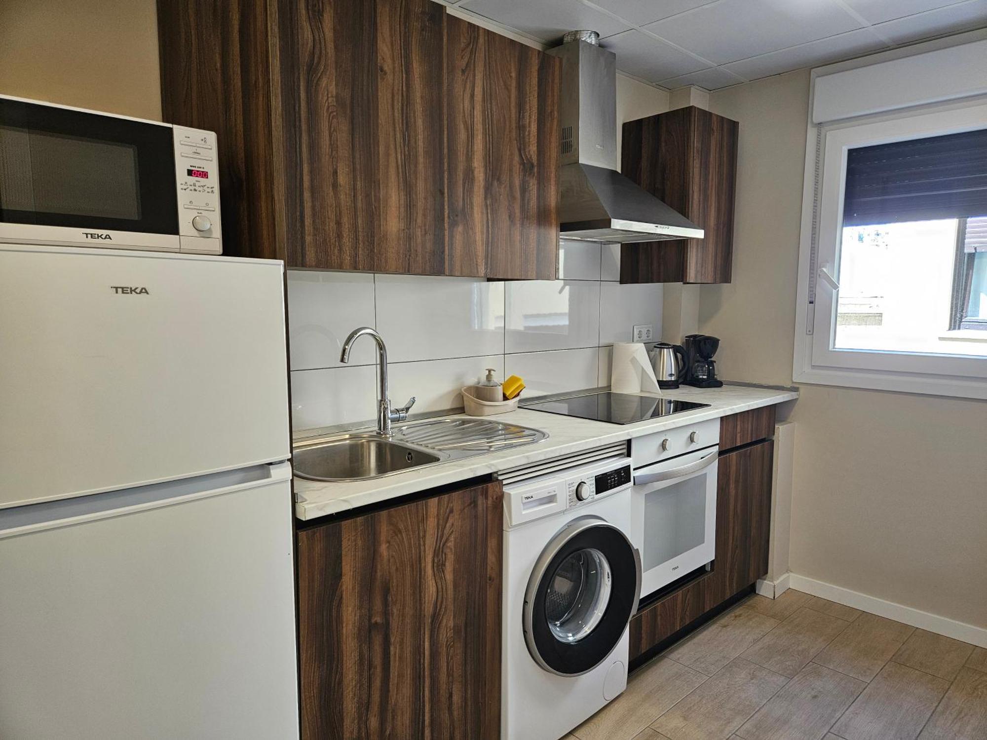 Apartamentos Picasso Alcalá de Henares Habitación foto